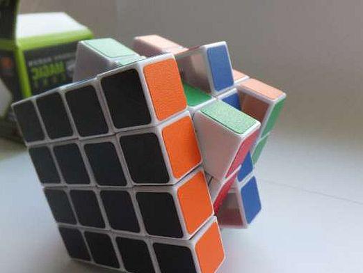 Kuinka kokoa 4x4 Rubikin kuutio?