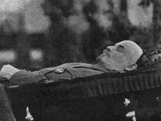 Milloin Lenin kuoli?